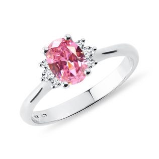 PINK SAPPHIRE AND DIAMOND ENGAGEMENT RING IN WHITE GOLD - SAPPHIRE ENGAGEMENT RINGS - ENGAGEMENT RINGS