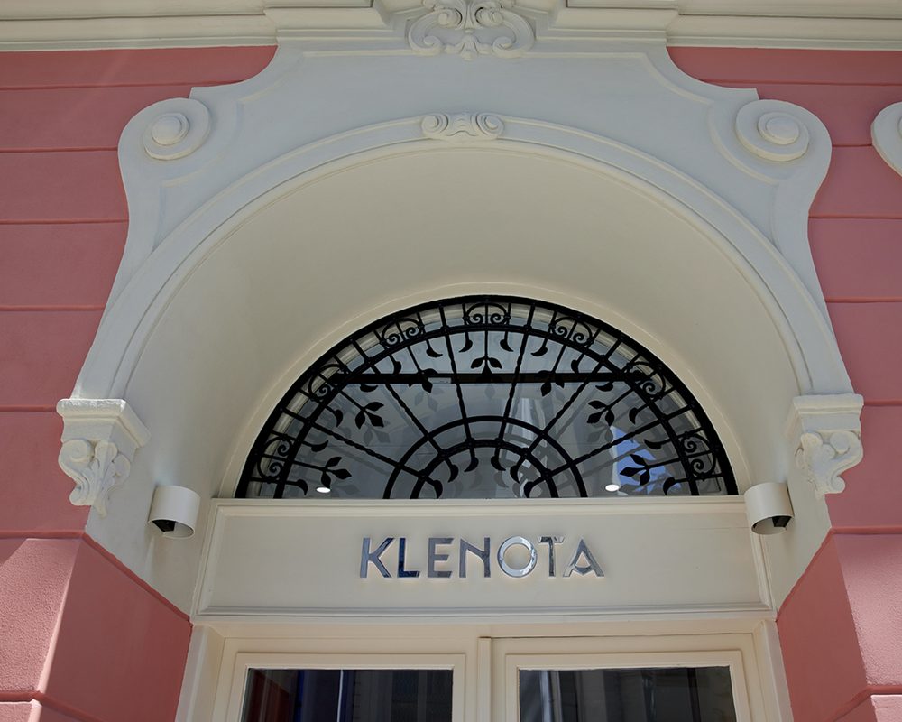 KLENOTA Dušní 6